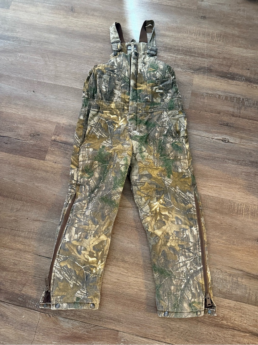 Berne Youth Softstone Insulated Bib Overall Size Youth Medium 10-12 Camouflage